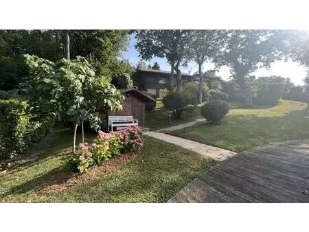 maison de luxe en vente à neuvecelle  france
