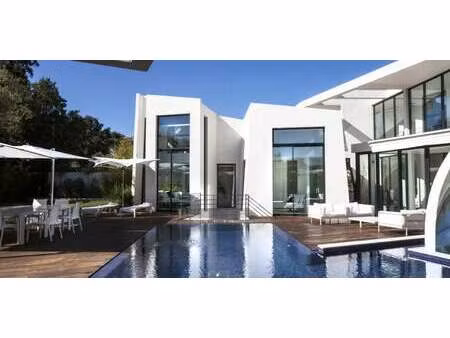 villa avec piscine et jardin ramatuelle (83)