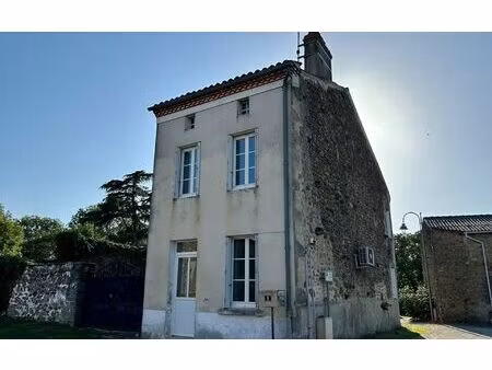 maison villefavard m² t-3 à vendre  49 800 €
