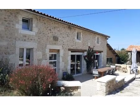 maison yvrac-et-malleyrand 320 m² t-11 à vendre  475 000 €