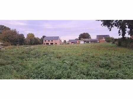 terrain à bâtir de 5a 44ca