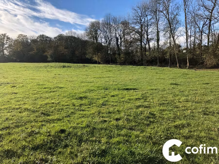 terrain à bâtir de 1306 m²