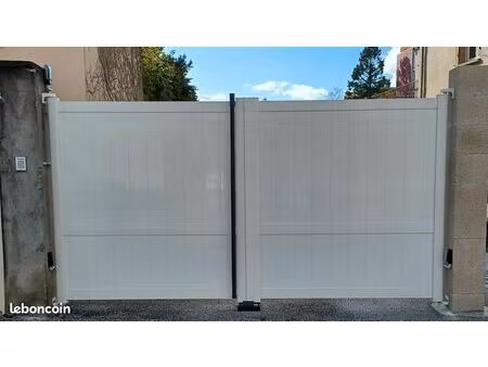 place de parking scooter / moto