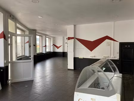 local commercial mulhouse 128 m2