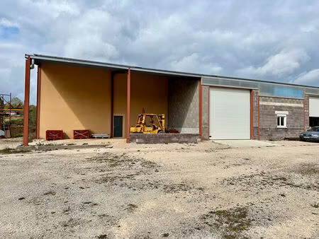 vente local d'activités 770m2 saint-saturnin-de-lenne 12560 - 192500 € - surface privée