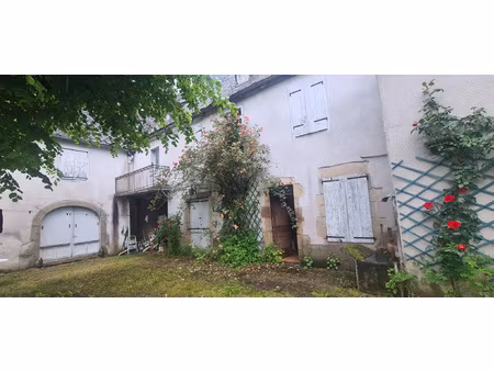 ensemble immobilier proche argentat