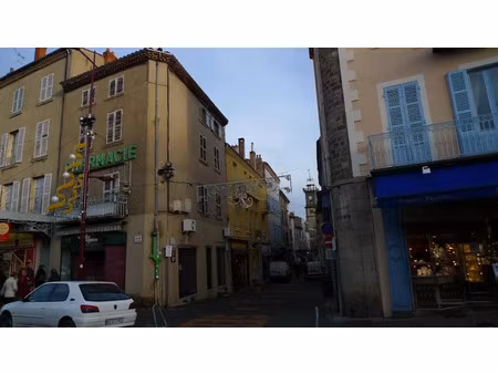 location appartement 3 pièces 65 m² à issoire (63500)  580 €