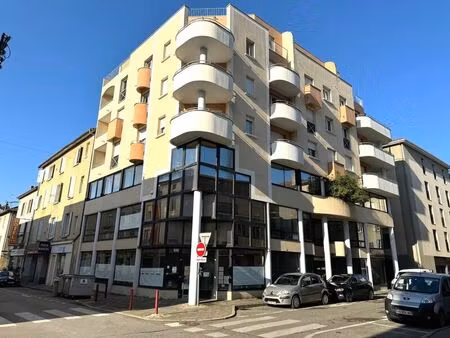 vente bureau 3 pièces 97 m² romans-sur-isère (26100)