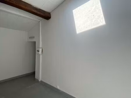 location appartement 2 pièces 34 m² à gémenos (13420)