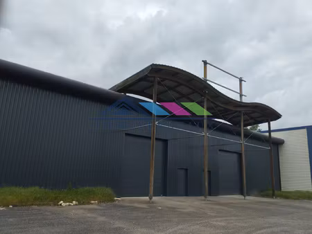 local commercial  entrepôt à partir de 502 m2 zone commerci