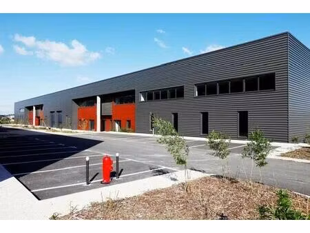 location local d'activités gonesse 2 245 m²