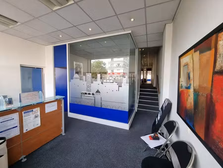 ensemble de bureaux à louer - 228 m² - le bourget