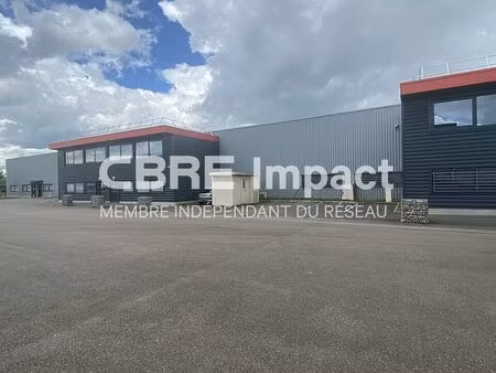 location local d'activités longvic 3 112 m²
