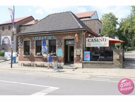 handelsfonds - ijs en broodjesbar - parking - terras