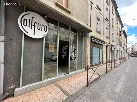 commerce coiffure 35 m²