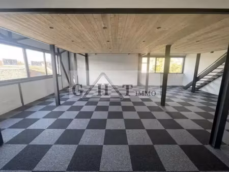 a louer wissous un bureaux de 117m²