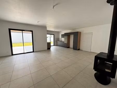 vente maison 5 pièces 124 m² mazerolles (64230)