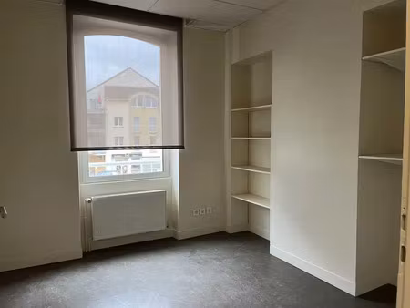 a louer bureaux 157 m2 nogent sur oise - centre ville