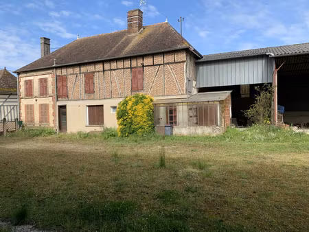cresantignes - corps de ferme avec grands hangars -