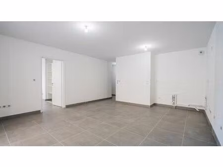 vente bureau 67 m² grabels (34790)