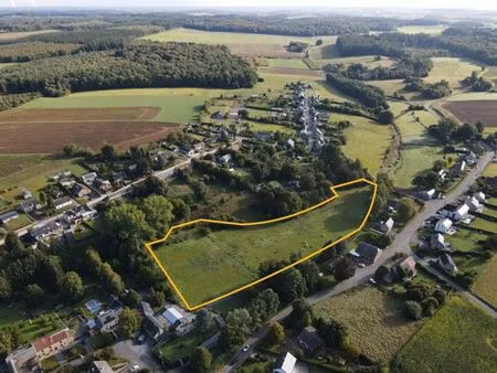 très beau terrain en zone d'habitat à 100%