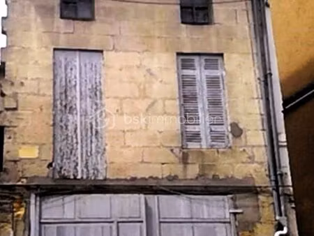 parking à castillon-la-bataille