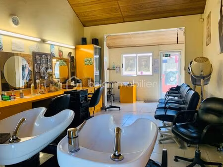 local d'activité de 23 m² à baillif