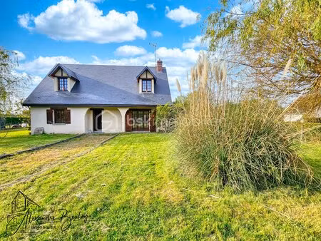maison traditionnelle de 172 m² à courcy-aux-loges