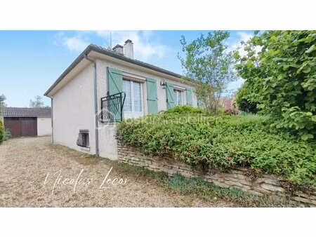 maison de 140 m² à foecy