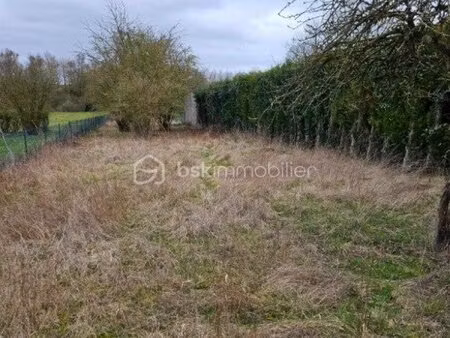 lotissement de 1 440 m² à berteaucourt-les-thennes