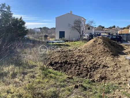 lotissement de 876 m² à la motte-d'aigues
