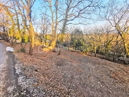 terrain de 1 986 m² à saint-martin-d'ardeche