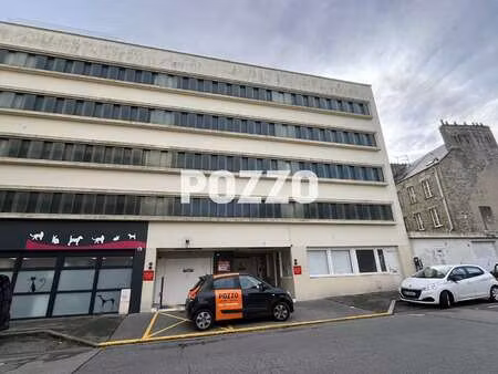 location garage box et parking à cherbourg-en-cotentin (50100) : à louer / 12m² cherbourg-