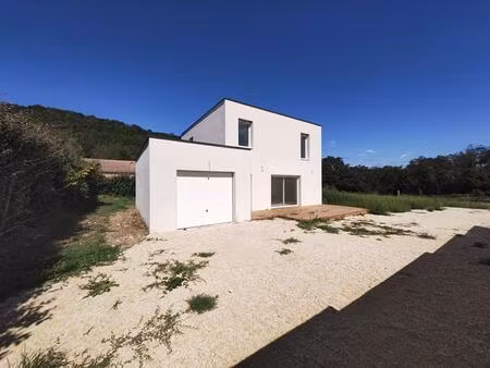 vente maison 5 pièces 111 m² salavas (07150)