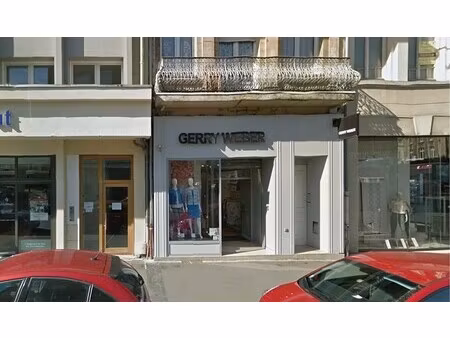 à louer fonds de commerce 120 m² – 2 100 € |cambrai