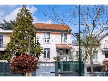vente maison 8 pièces 158 m² à garches (92380)  940 000 €