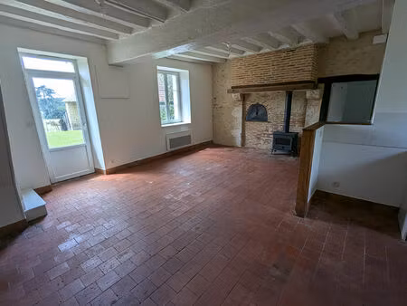 location maison 3 pièces 70 m² à saint-éloy-de-gy (18110)