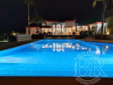 location villa 10 pièces