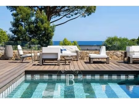 villa de 9 pièces de luxe en location sainte-lucie de porto-vecchio  france