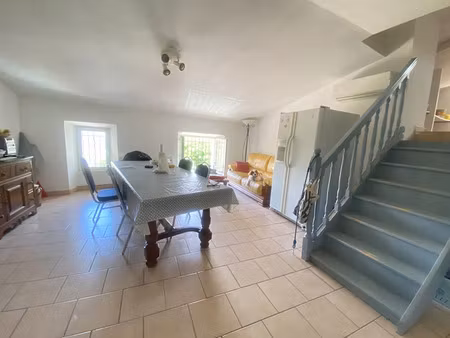 vente appartement 4 pièces 72.14 m² à garéoult (83136)  178 000 €
