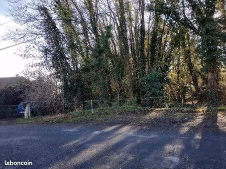 vends terrain constructible moisenay 77