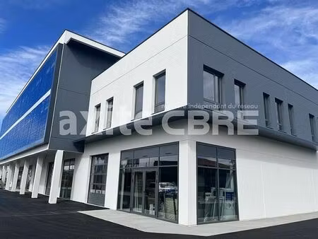 location bureau vaulx milieu 168 m²