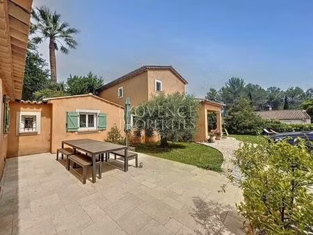 prestigieuse maison de campagne de 206 m2 en vente le muy  provence-alpes-côte d'azur