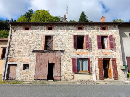 maison 4 pièces à laprugne