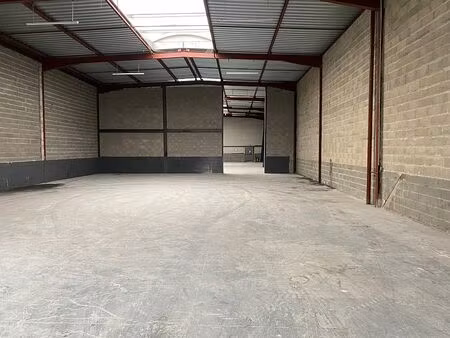 location local d'activités herblay 1 161 m²
