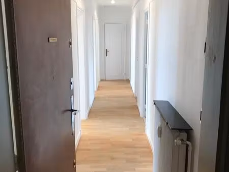 vends appartement 90m2 à aurillac ascenseur balcon garage cave + dependance de 11 m2