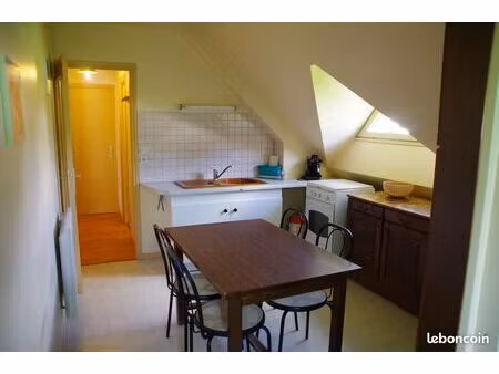 location studio meublé pour étudiant (e)