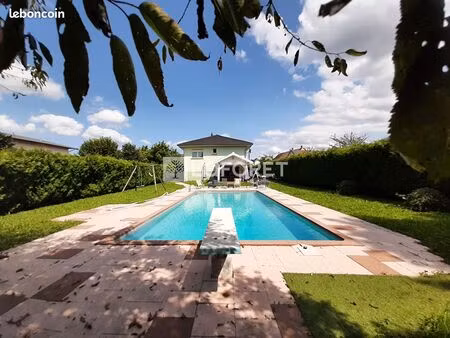 maison 5 pièces 140 m²