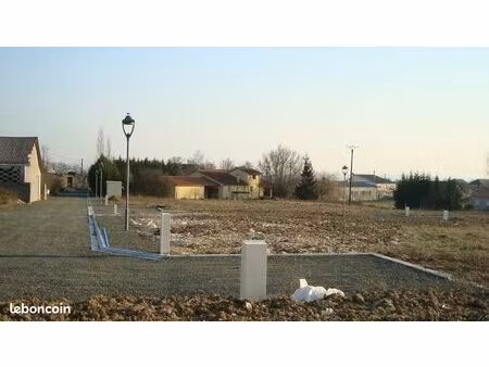 terrain constructible - 1416 m²