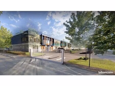 local d'activité 533 m²